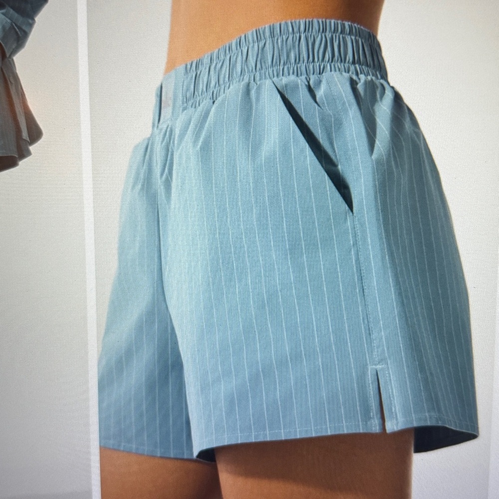 ALO Yoga Women's Light Blue Pinstripe Athletic Shorts - Picture 2 of 6